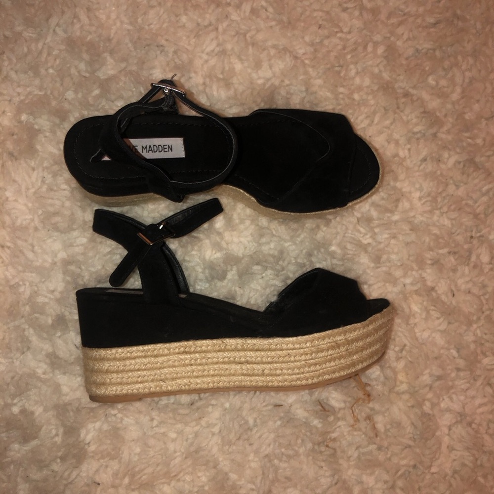STEVE MADDEN PLATFORM SANDALS
